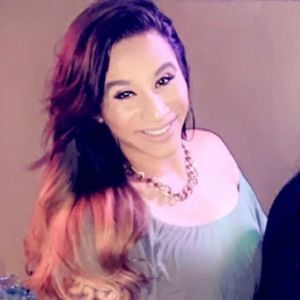 Meet your Posher, Jasmine